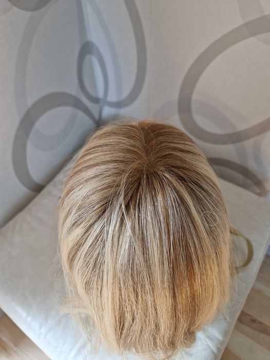 Topper Liza 40 cm z włosów naturalnych baleyage blond/ firma Hairlux