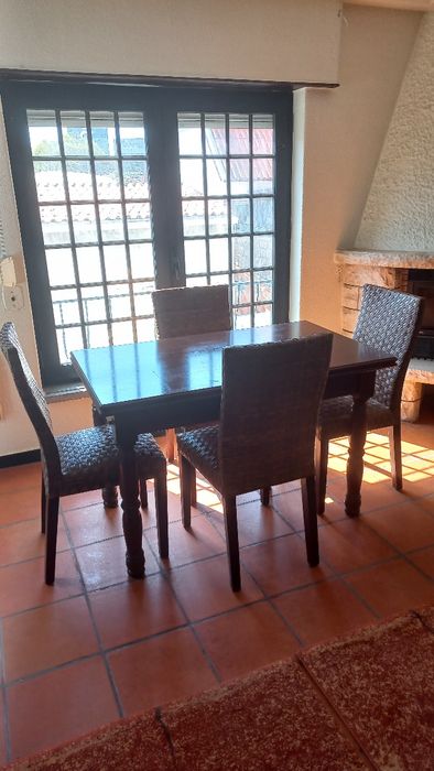 Vendo mesa de jantar