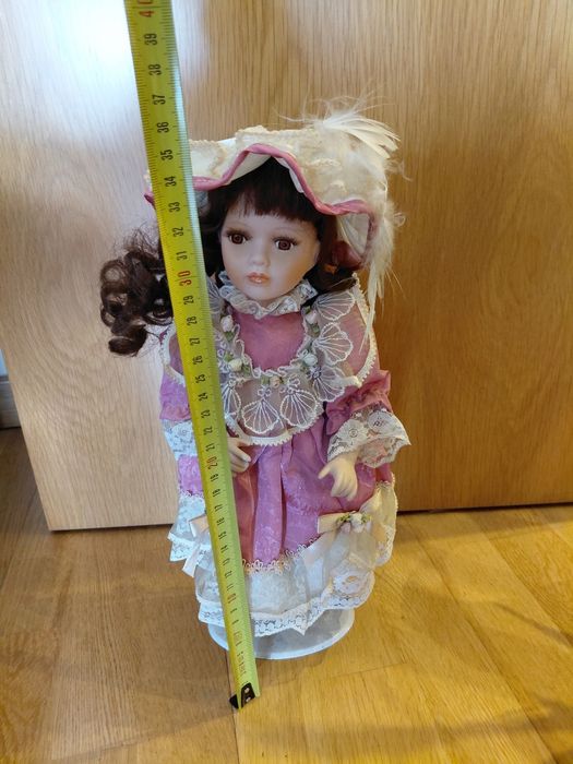 Boneca de porcelana