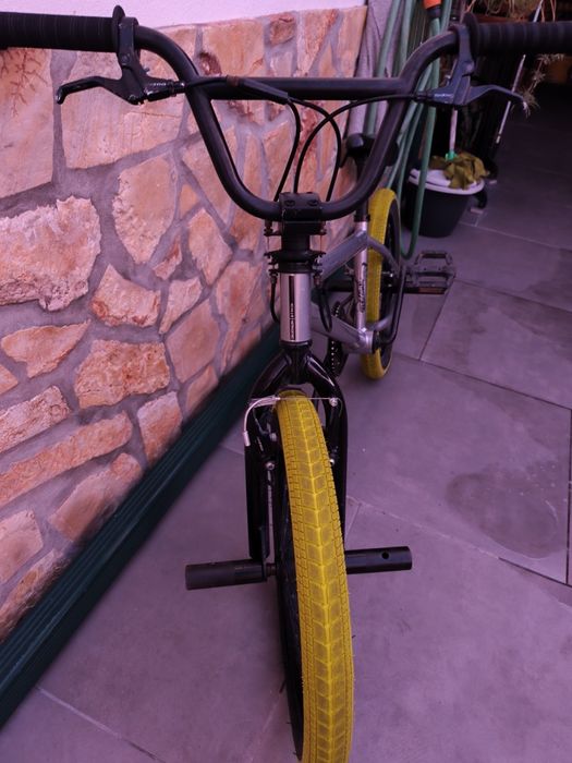 Vendo Bicicleta BMX