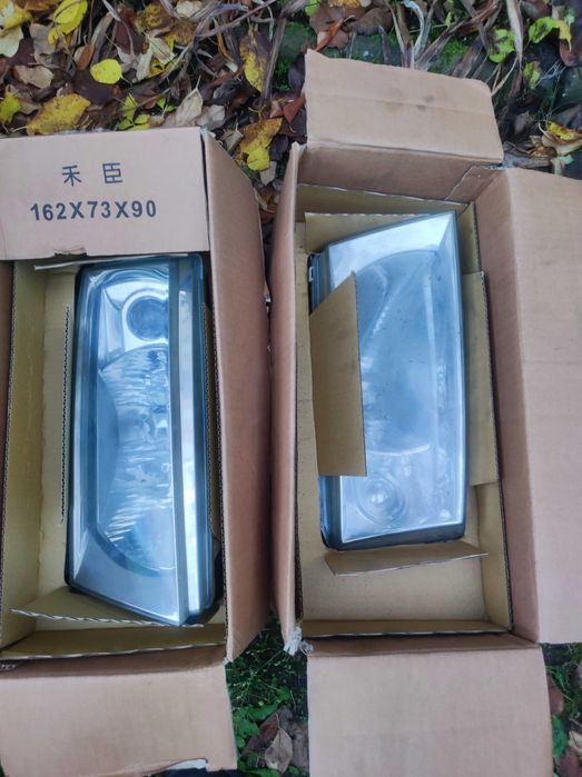 Skoda Octavia 01-10 Reflektory Przednie Lampa