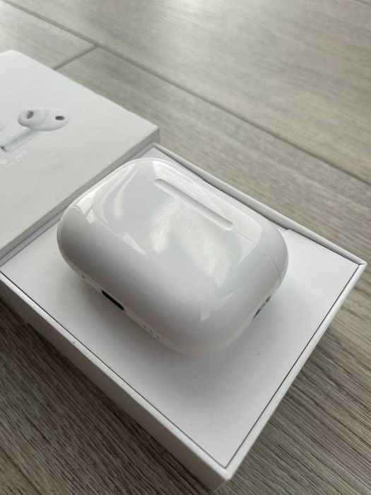 Apple AirPods 3 Pro