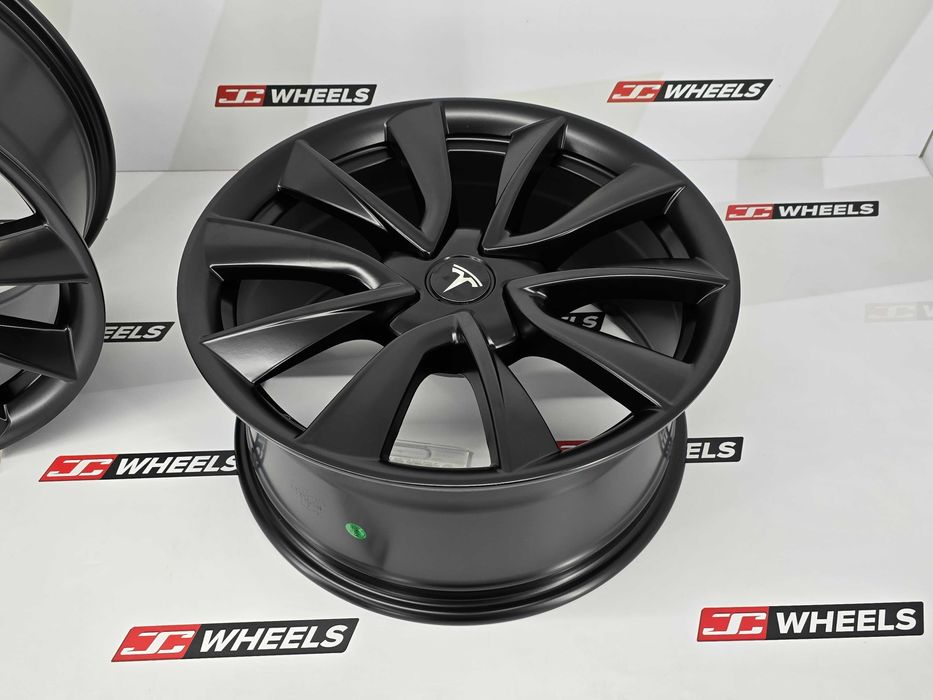 Lantes Look Tesla Model 3 Performance em 20" | 5x114.3