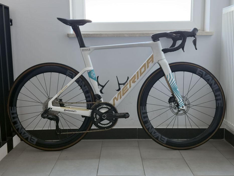 Rower szosowy Merida Reacto CF5 IV Ultegra Di2 12s ENVE ROTOR 2INpower Faktura VAT