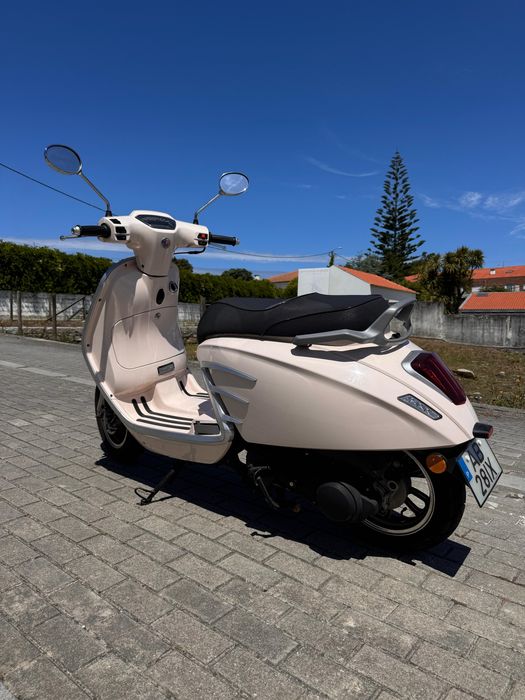 Scooter UM Chill 125cc