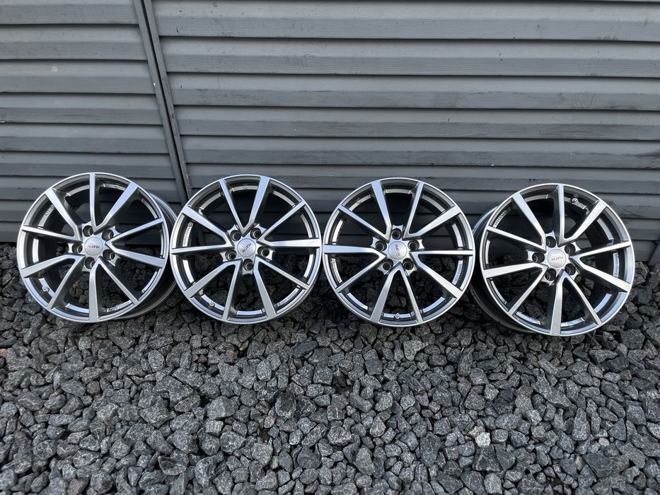 Комплект титанових дисків Platin 5/112 R17 5*112 17 Volkswagen Seat Audi Skoda