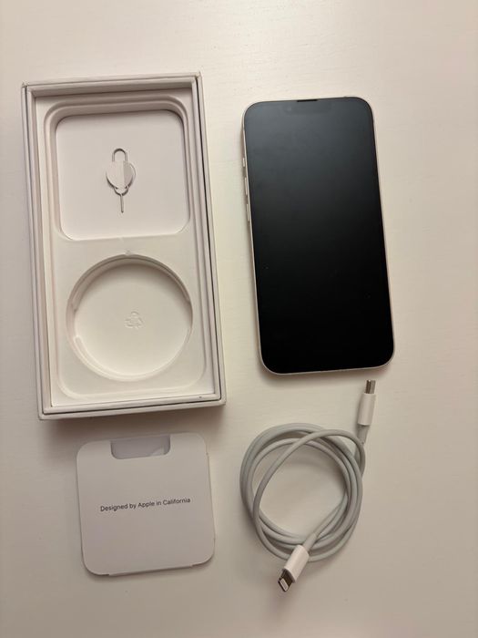 iPhone 13 kolor biały 128GB kondycja beterii - 96%