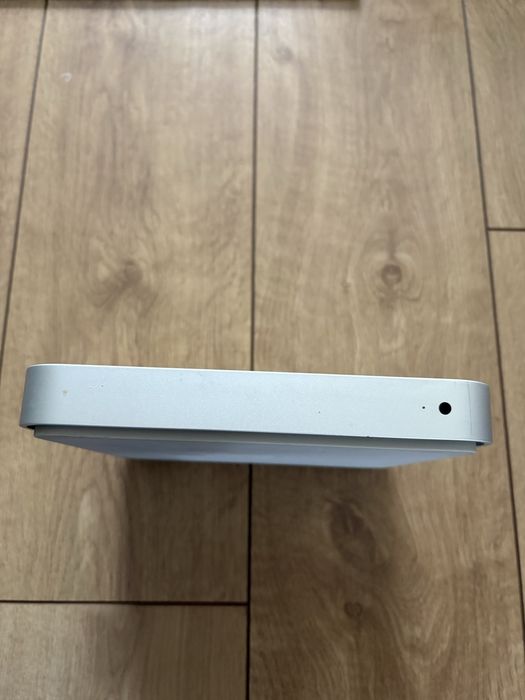 Apple Tv gen. 1 uszkodzone / na części