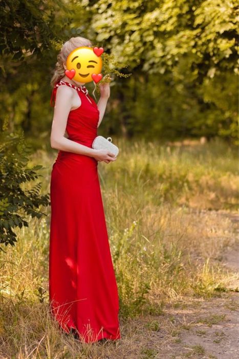 Вечернее платье