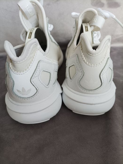 Adidas Tubular buty damskie