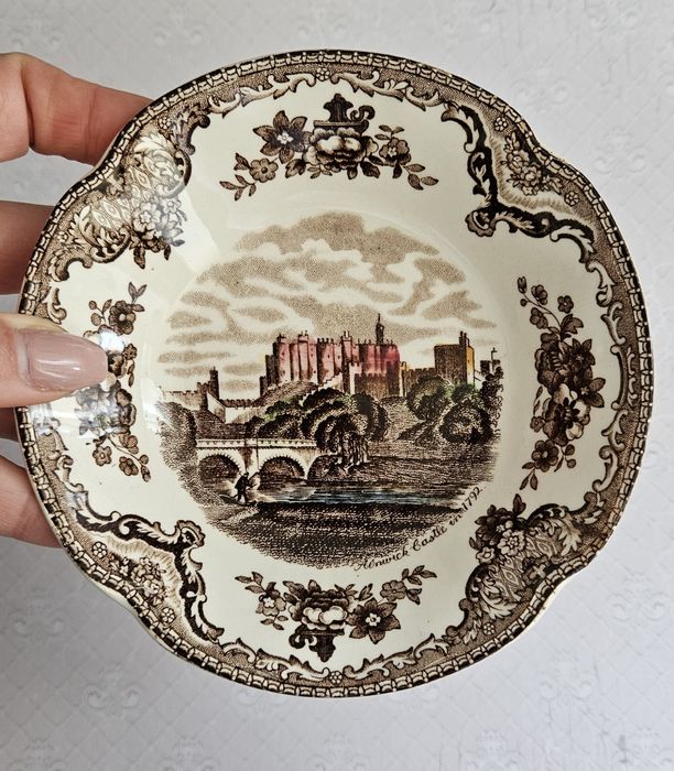 Prato de 'Old Britain Castles'