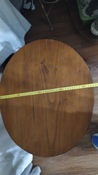 Стіл журнальний ручна робота натуральне дерево і ковані елементи