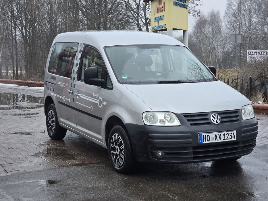 VW Caddy Life 5-os 1.9 TDI , Klima, Hak, Podgrzewane Fotele ! Ks. Serw