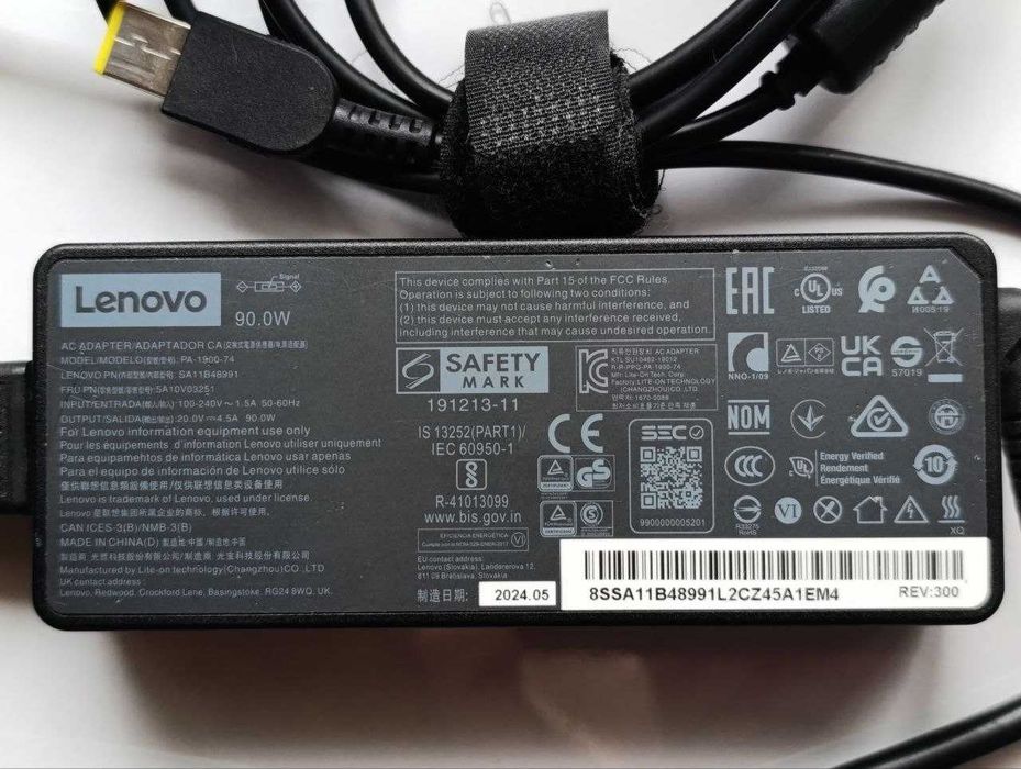 Моноблок Lenovo IdeaCentre AIO 3 22IAP7 / Pentium 8505 / 8GB / SSD 256GB (В пленках)