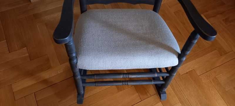 Piękny Fotel bujany