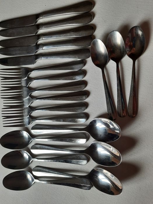 Столовые приборы Bergner 18-10