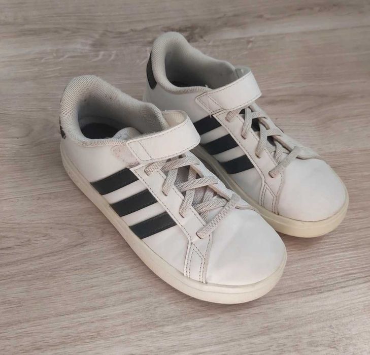 Adidasy adidas 32