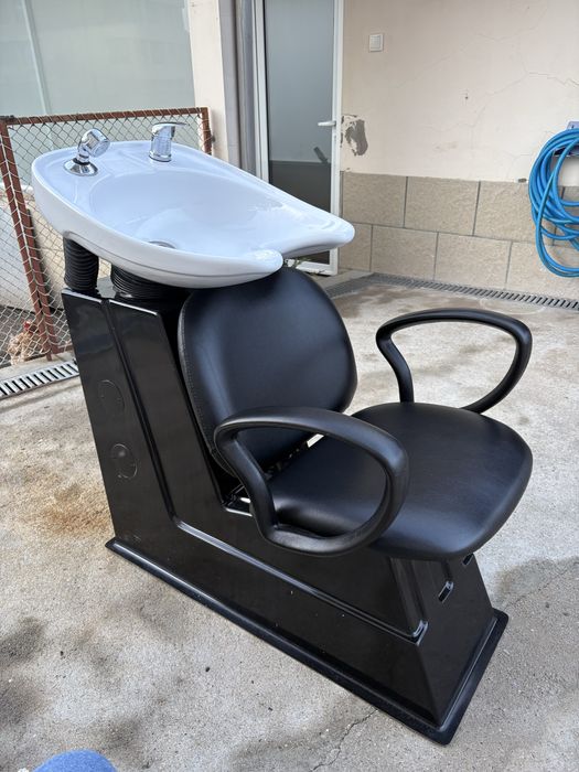 Rampa de Lavagem de Cabeleireiro