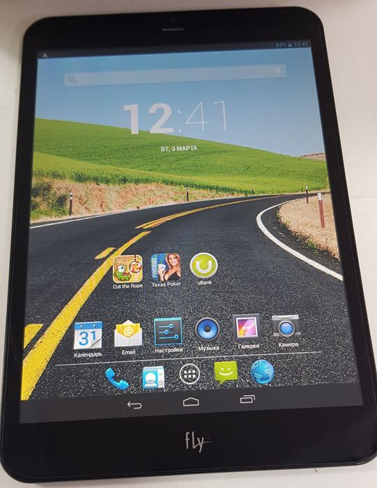Планшет Fly Flylife Connect 7.85 3G Slim