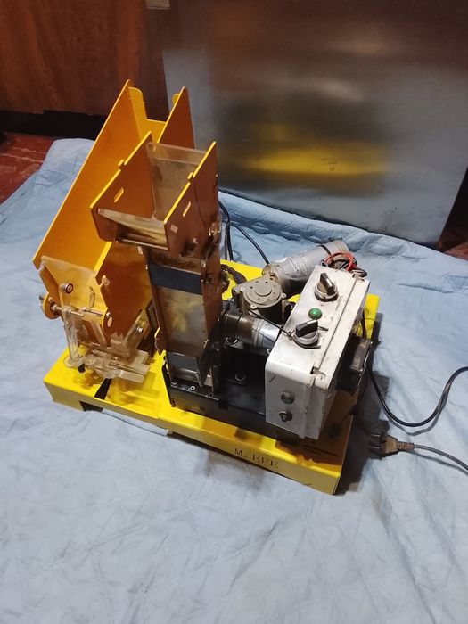 Оборудование, станок для производства  табачных изделий сигарет