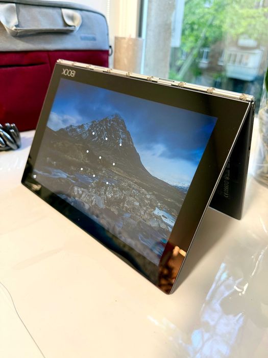 lenovo yoga book - купить планшет - Цена на OLX.ua