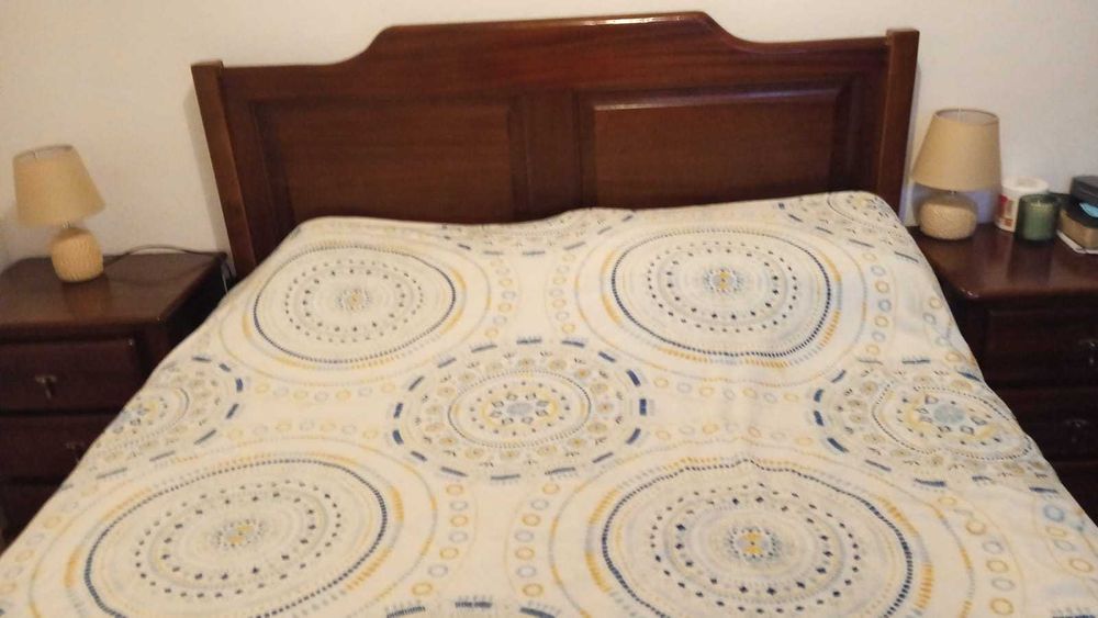Conjunto de Cama de Casal Cerejeira