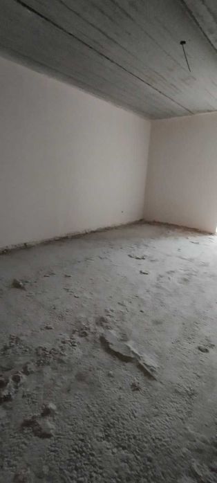 Продаж великої однокімнатної квартири в центрі міста. Галя