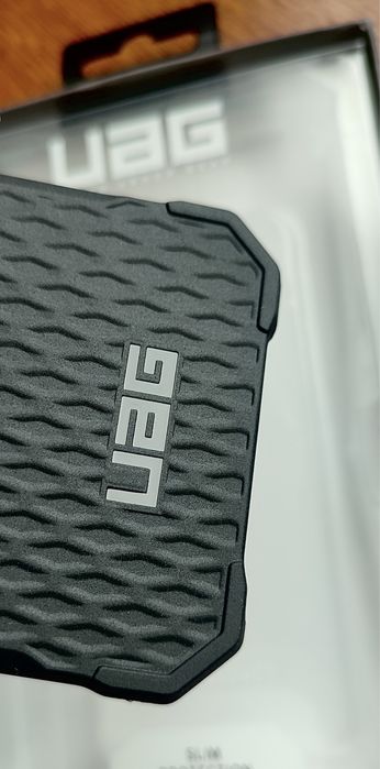 Противоударный силиконовый чехол UAG Armor для  iPhone