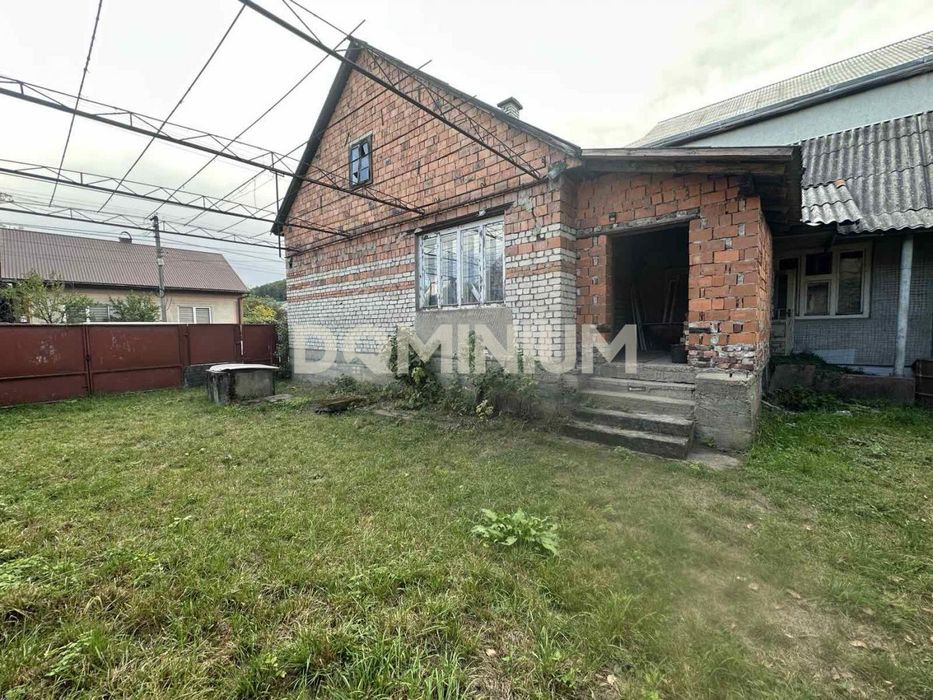 Продається будинок в місті Хуст