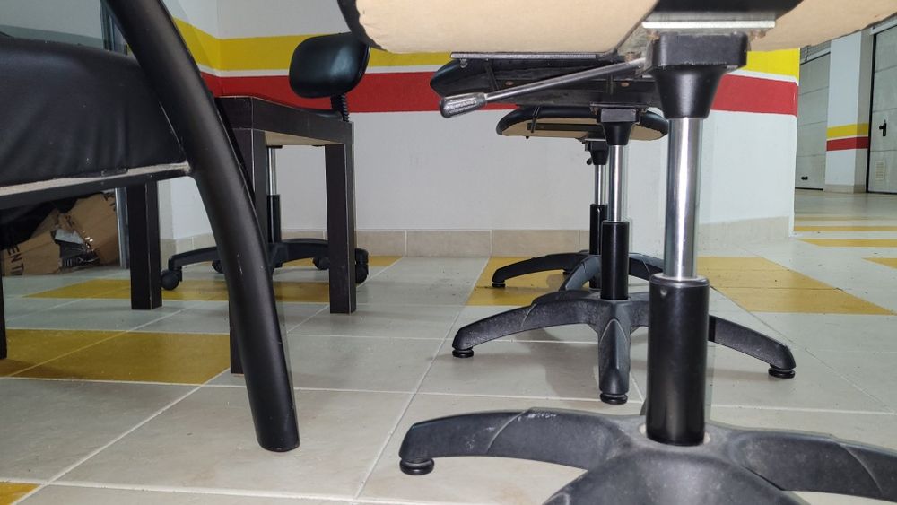 Cadeira basculante  e de cabeleireiro