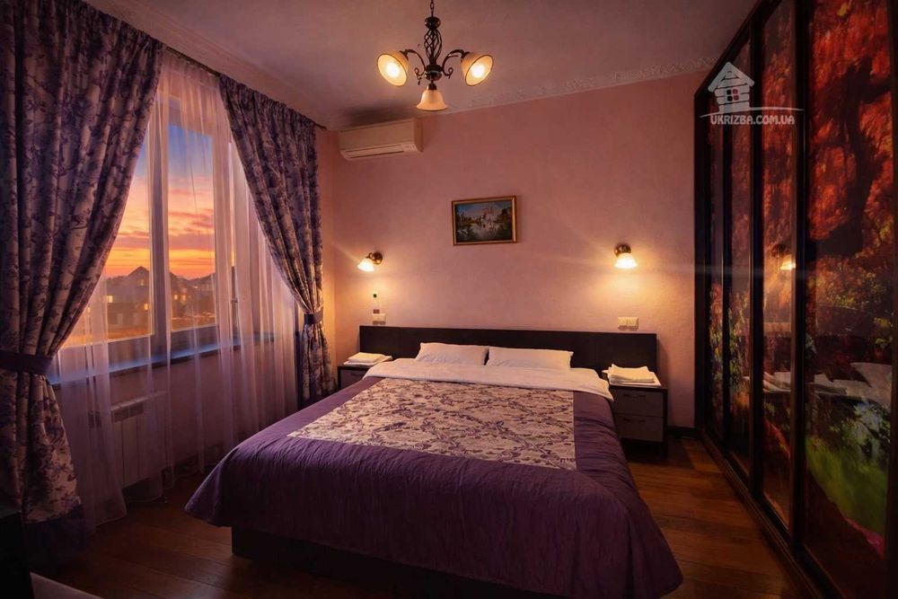 Посуточно.10км от Киева,5 спален,баня,теплый бассейн,бильярд,генератор