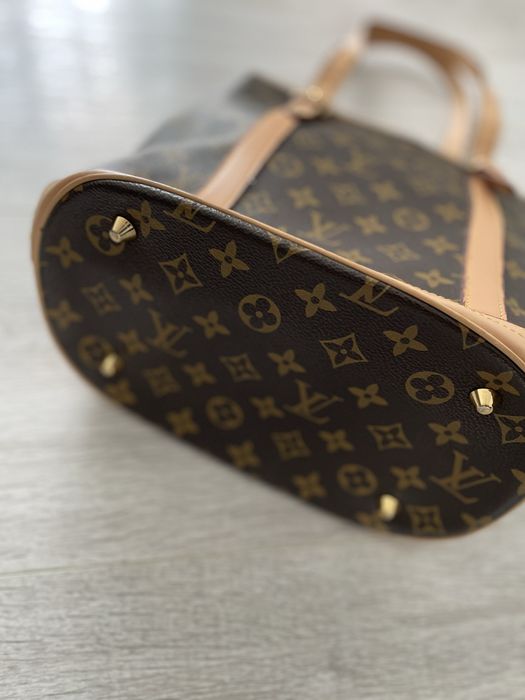 Сумка  Louis Vuitton