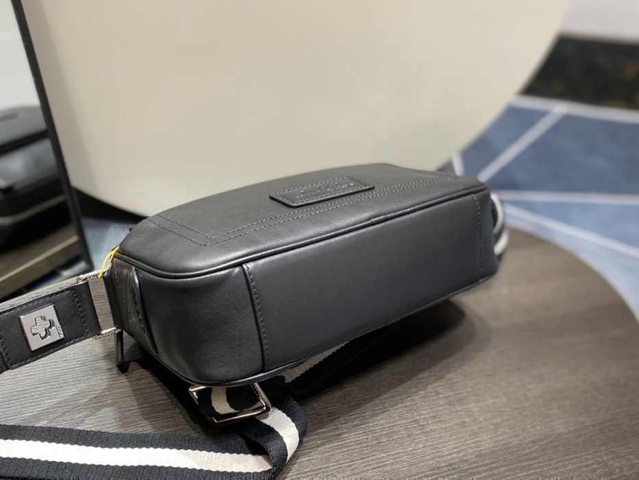 BALLY мужская сумка натуральная кожа мессенджер