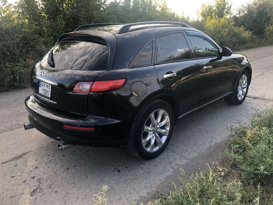Продам Infiniti FX35
