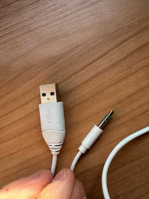 Colunas/Altifalantes PC 2.0 com Alimentação USB + Jack 3,5 mm (Usado)