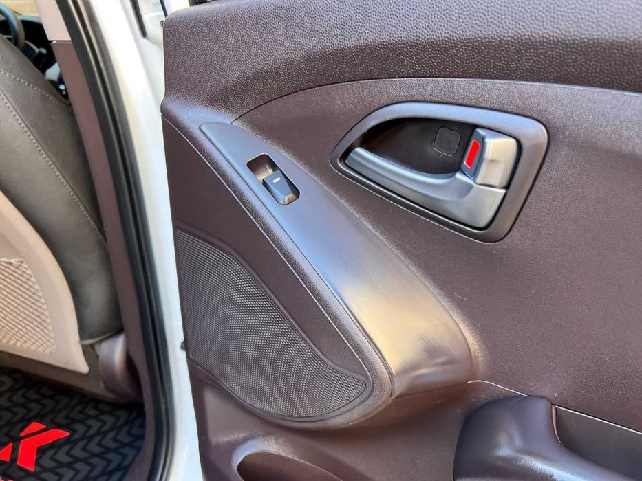 Продам  Hyundai Tucson 2014. Можна в розстрочку, під викуп.