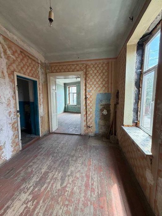 Продається 3-кімнатна квартира, Центр міста, вул. Маріупольська (Зої Космодем’янської)