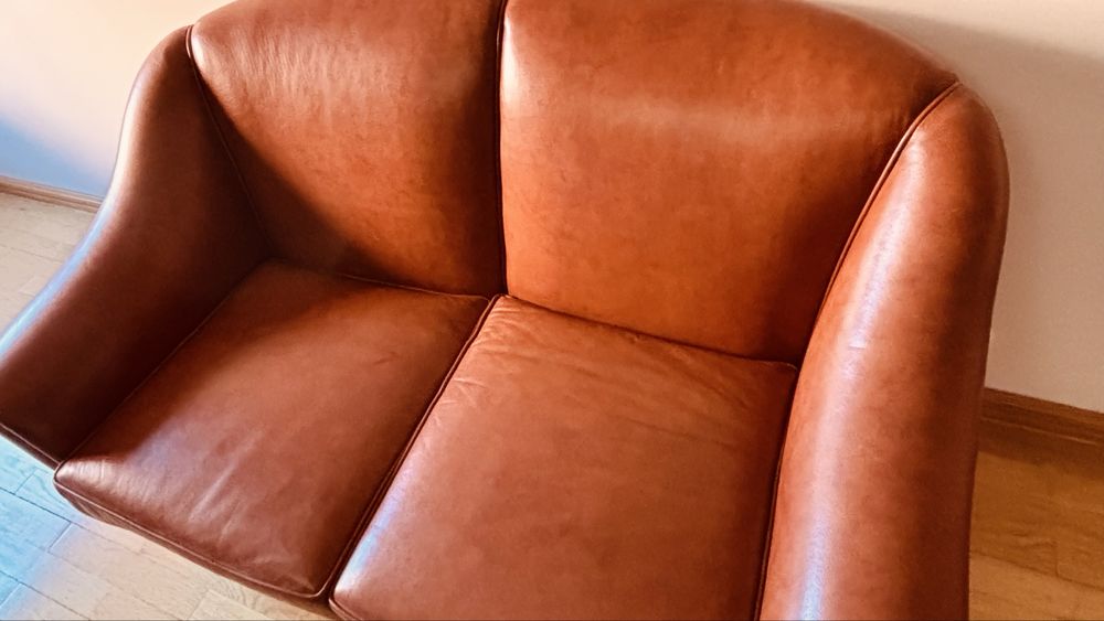 Sofa em Pele - como novo