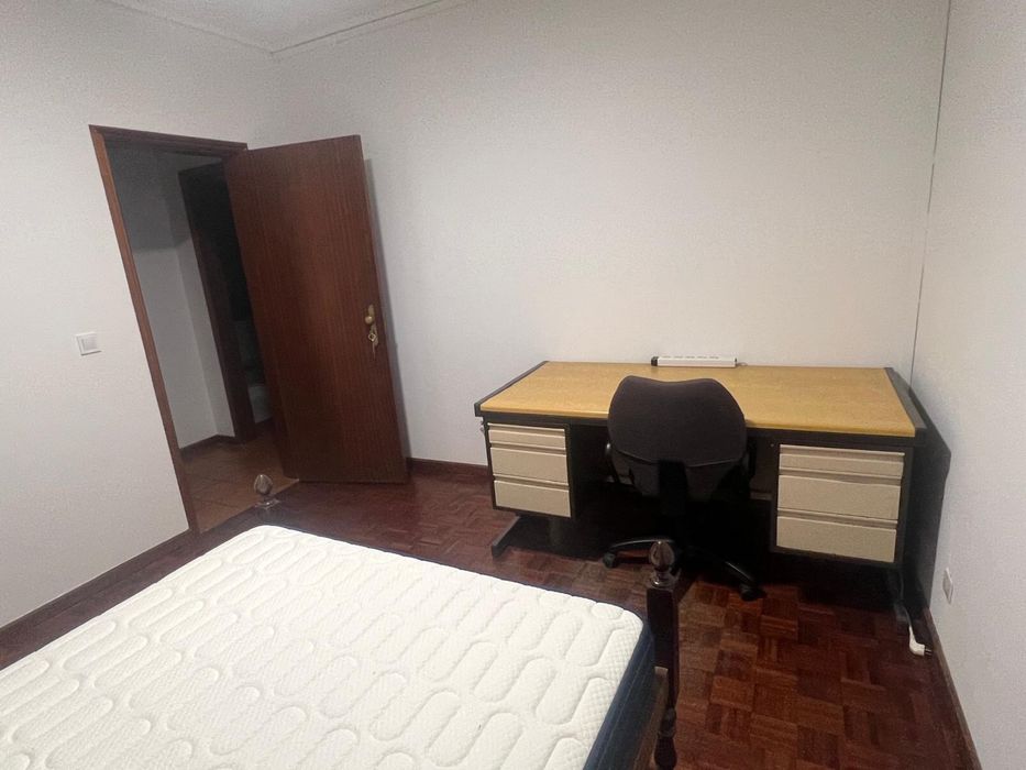 Quarto Individual UA