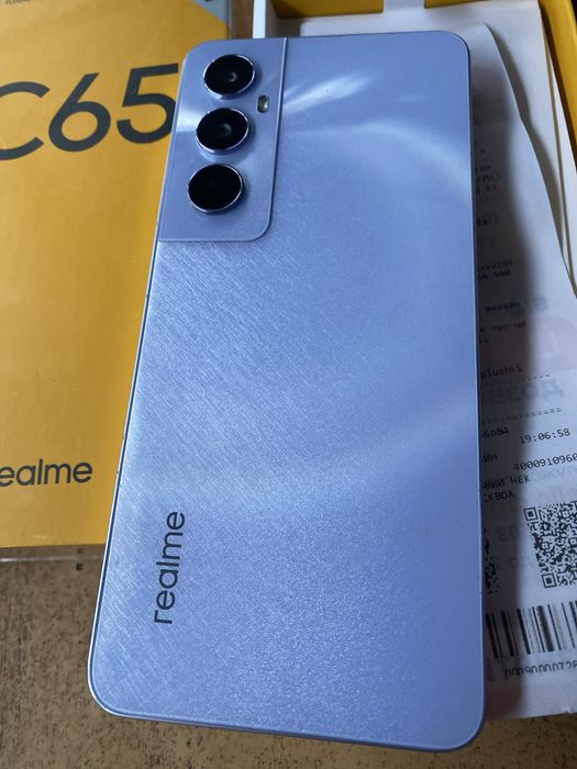 Realme C65 6/128Gb