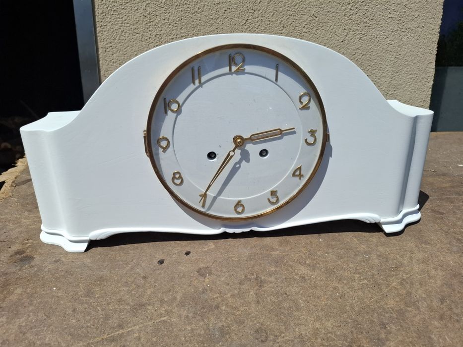 Zegar stojący biały kominkowy kominowy - antyk