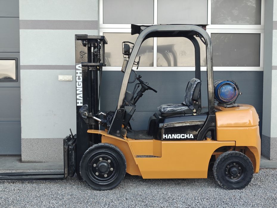 Wózek widłowy Hangcha 2.5T Lpg Benzyna 2014r Przesuw Silnik Nissan Przebieg 3777mtg