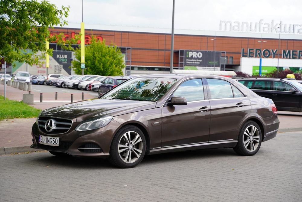 Mercedes-Benz E 220 BlueTEC 9G-TRONIC Edition