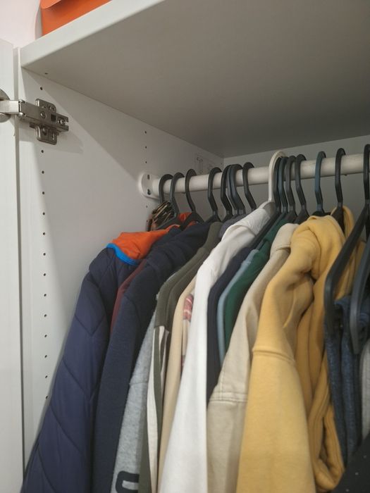 Roupeiro duas portas IKEA