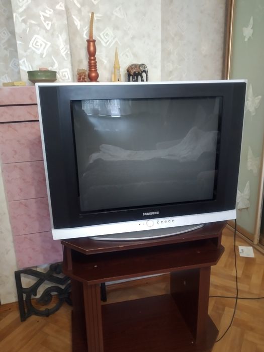 Продам телевизор Samsung