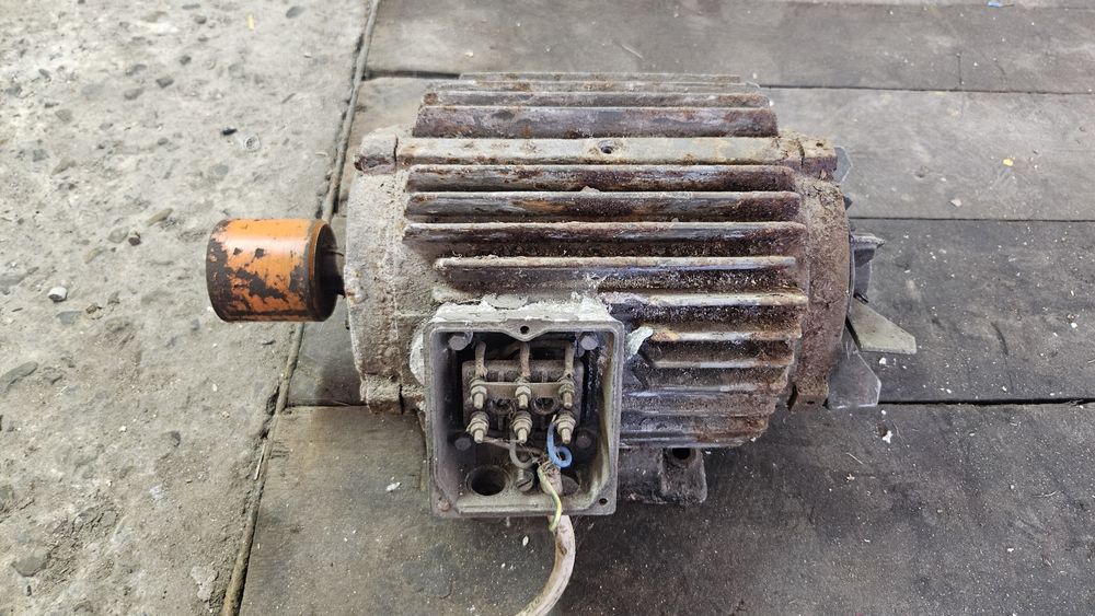 Silnik 3 fazowy 2,2kW