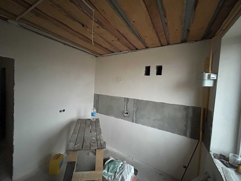 Продається  затишна та світла квартира.