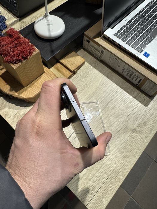 Samsung S25 Edge 12/256 GB  новий