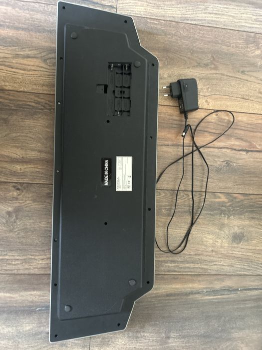 Дитяче піаніно, синтезатор