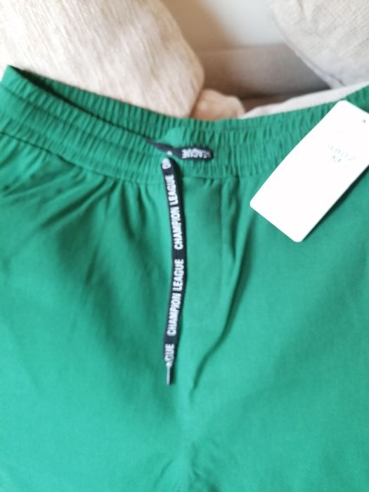 Calças verdes Tam. M